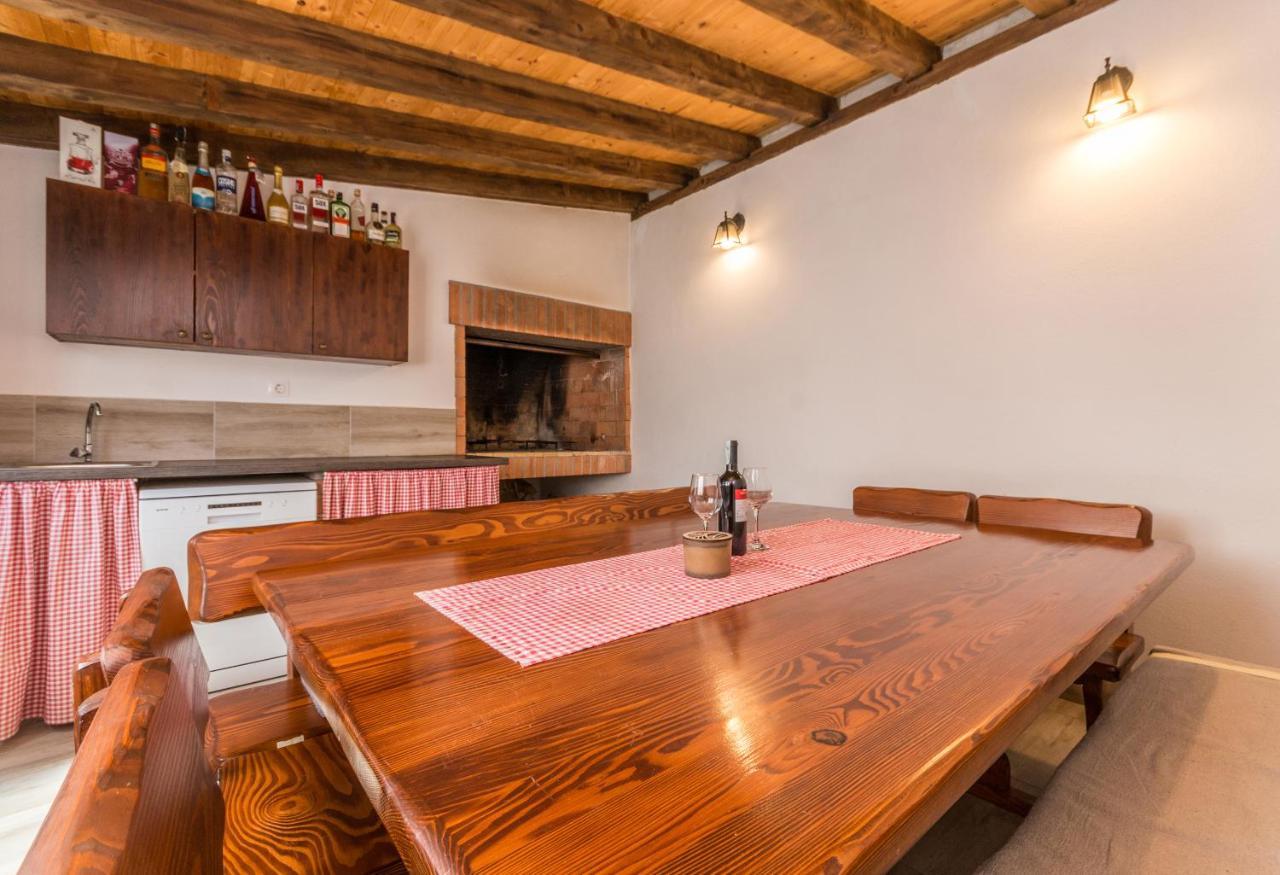 Apartmani A&M Biograd Na Moru Exteriör bild